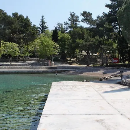 Apartment Apartments By The Sea Malinska